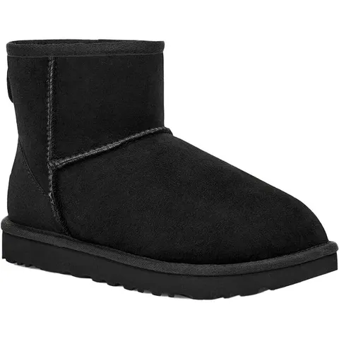 UGG - W Classic Mini II Black - 8 - Chaussures – image 2
