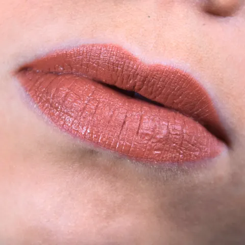 avril Rossetto Vrei Nude – immagine 2