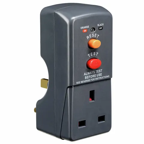 Masterplug RCD Adaptor – image 2