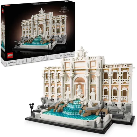 LEGO Architecture Trevi Fountain – image 3