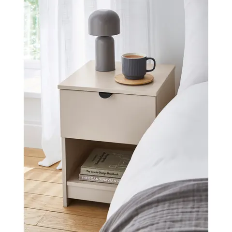 Ellison Side Table – image 2