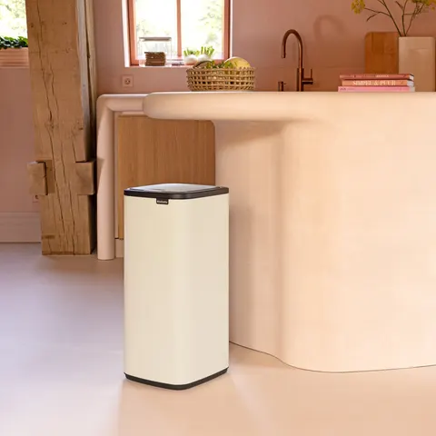 Brabantia Bo 30 Litre Touch Bin - Soft Beige – image 2