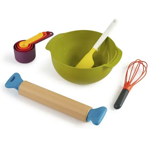 Casdon Joseph Toy Baking Set – image 2