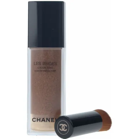 Chanel Les Beiges eau de teint #medium plus – imagen 2