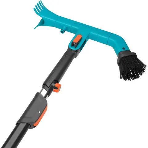 Gardena COMBISYSTEM Telescopic Gutter Cleaner – image 2