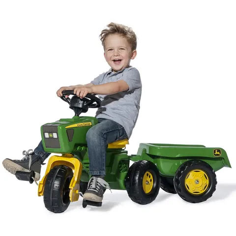 John Deere Tractor With Trailer – image 2