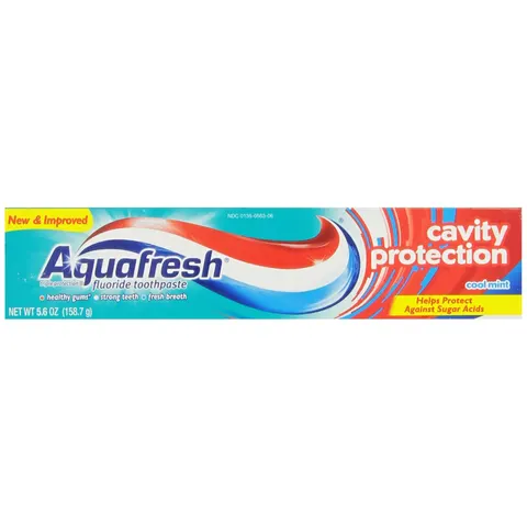 Aquafresh Cavity Protection Fluoride Toothpaste, Cool Mint, 5.6 ounce – image 2