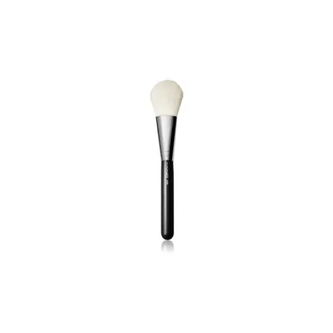 Mac Brush 135S - Makeup Brush – image 3